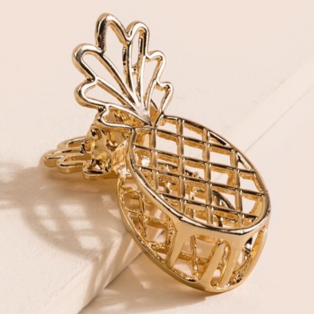 NWT 🍍 Madeline Pineapple Hair Claw Clip - Picture 4 of 8